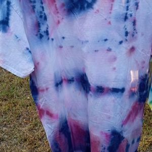 Uni-Sex Tie-die T-Shirt